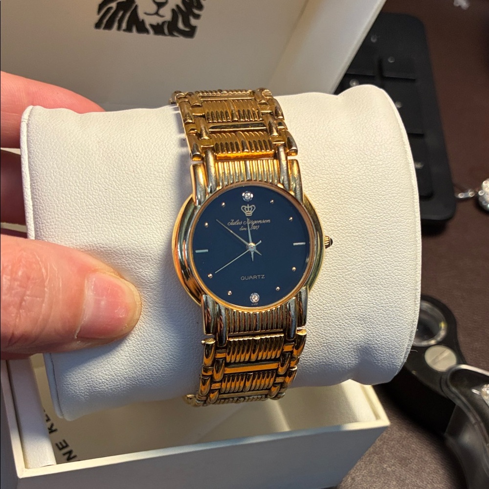 Jules jurgensen Gold Men's Watch 8 inch working. V251